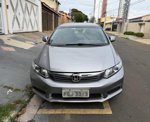 HONDA CIVIC 1.8 LXL 16V FLEX 4P AUTOMÁTICO HONDA CIVIC 1.8 LXL 16V FLEX 4P AUTOMÁTICO